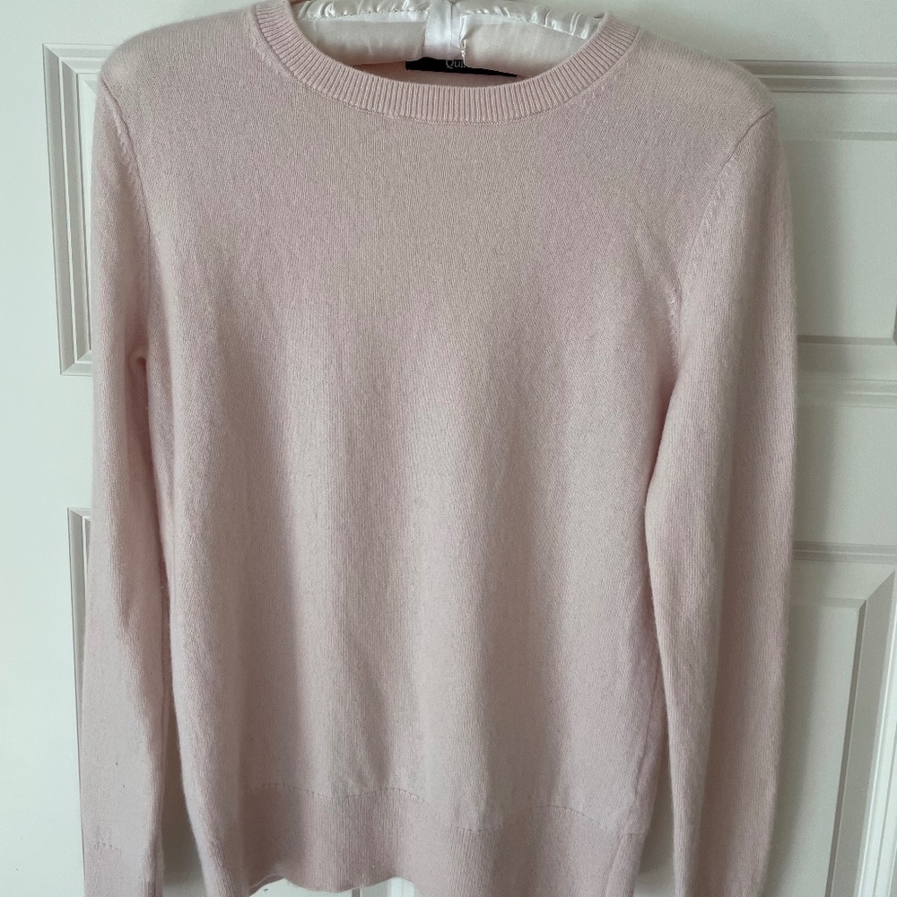 Quince Cashmere Crew Neck Sweater, Size S, Excellent Condition